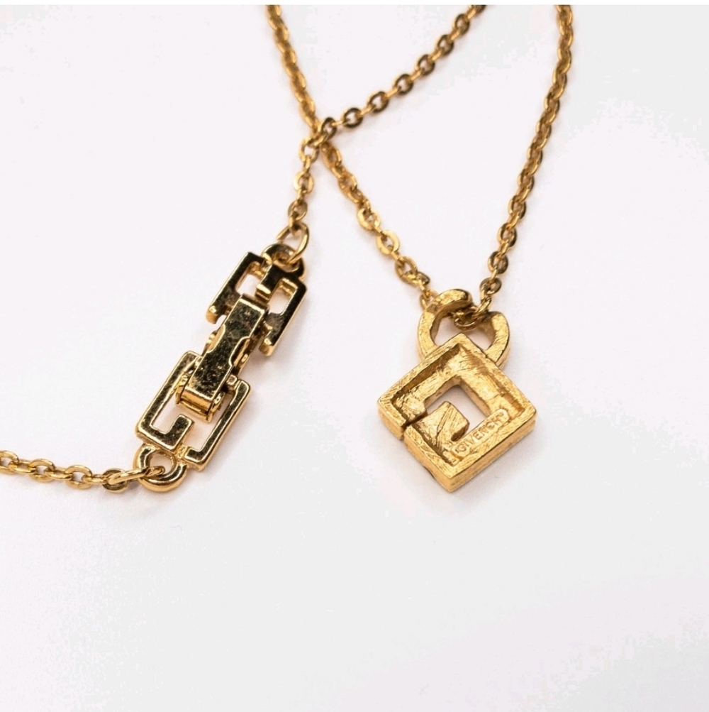 Vintage GIVENCHY Square "G" Logo Rhinestone Necklace - 80s-90s Icon - Picture 5 of 7